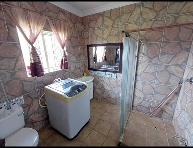 4 BEDROOM PROPERTY TO RENT IN UNITAS PARK